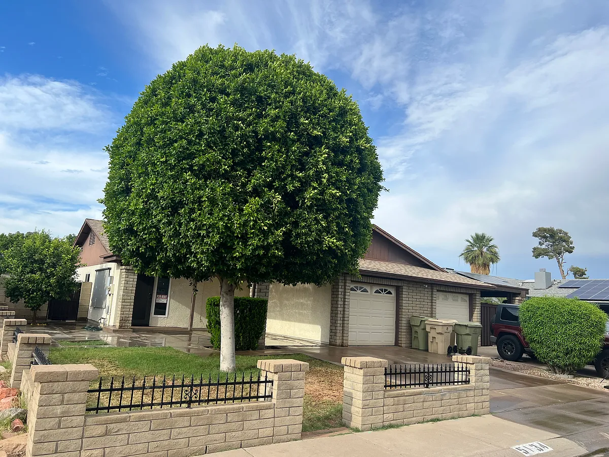 Building Photo - 5134 W Pershing Ave