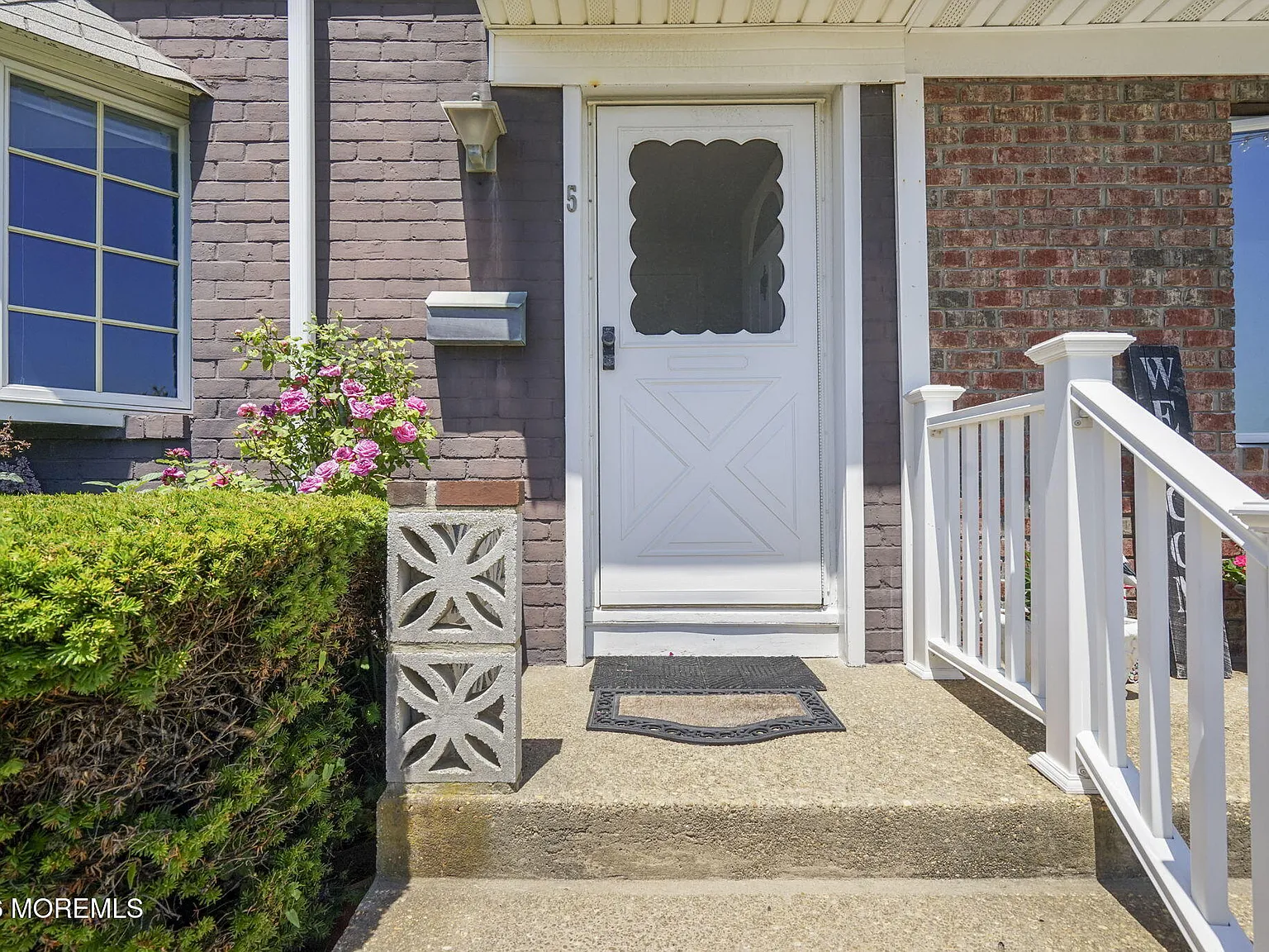 3 bed, 1200 sqft, $2,450 — Photo 3