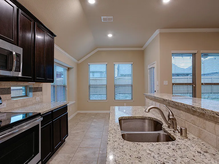 16613 Stillhouse Hollow Ct — Photo 17