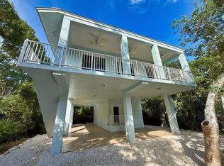 1025 Snapper Ln, Key Largo, FL 33037