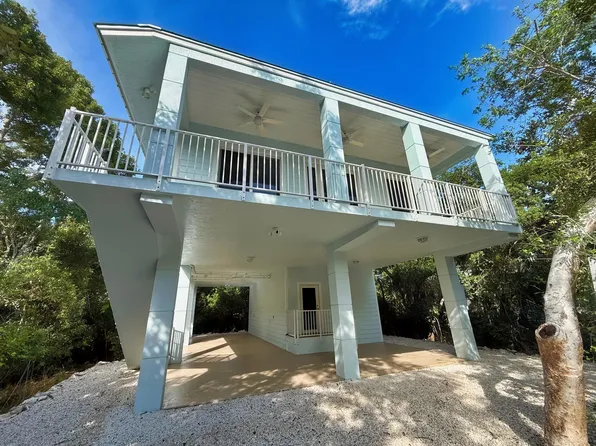 1025 Snapper Ln, Key Largo, FL 33037