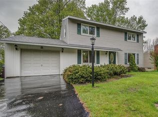 121 Northwood Way, Camillus, NY 13031