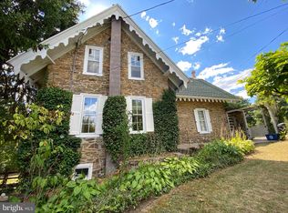 403 Pulaski Dr, Pottsville, PA 17901