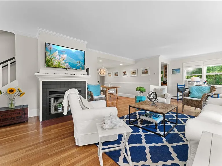 9 Priscilla Ave — Photo 12