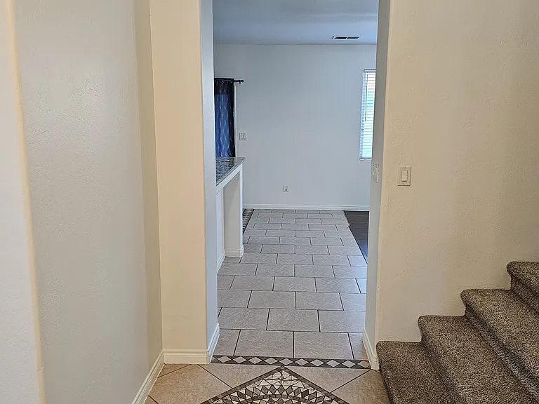 12706 Crystal Cove Ave — Photo 10