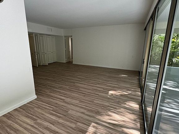 4th image of 4999 Kahala Ave APT 226
