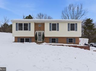 52 Domino Ct, Martinsburg, WV 25404