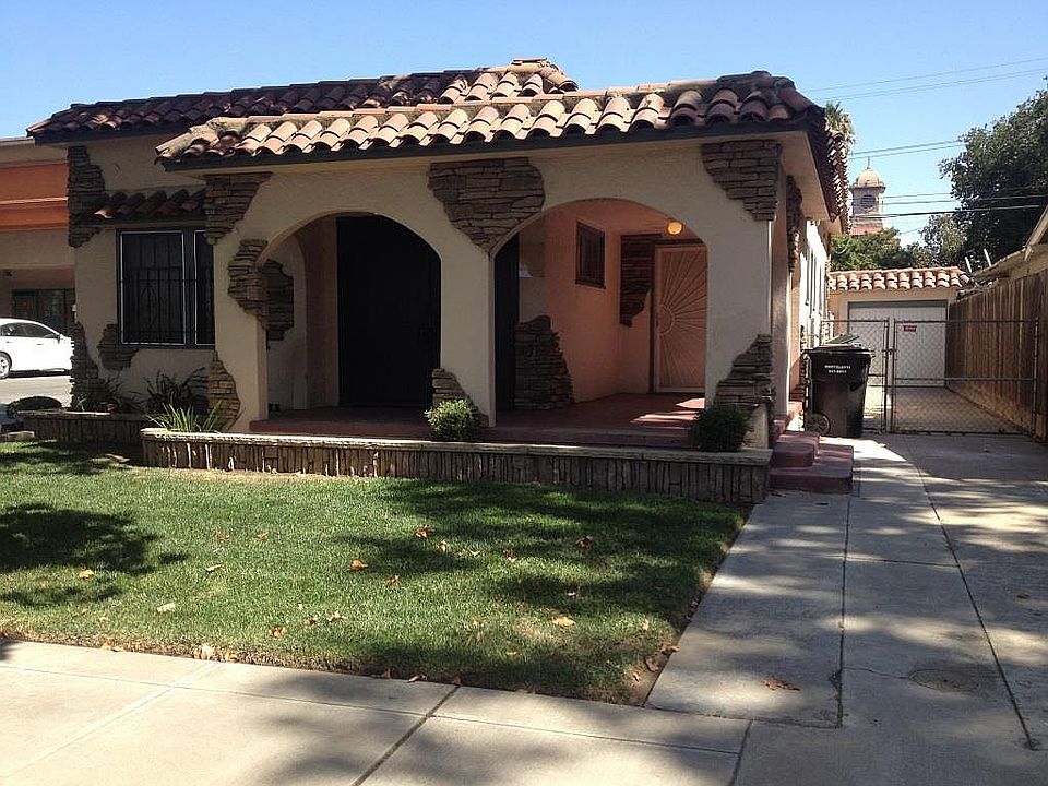 1st image of 1006-1/2 6th St