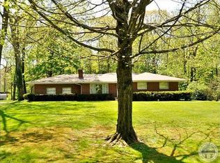 717 Wellington Dr, Springfield, OH
