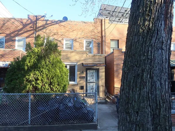 2325 24th St, Astoria, NY 11105