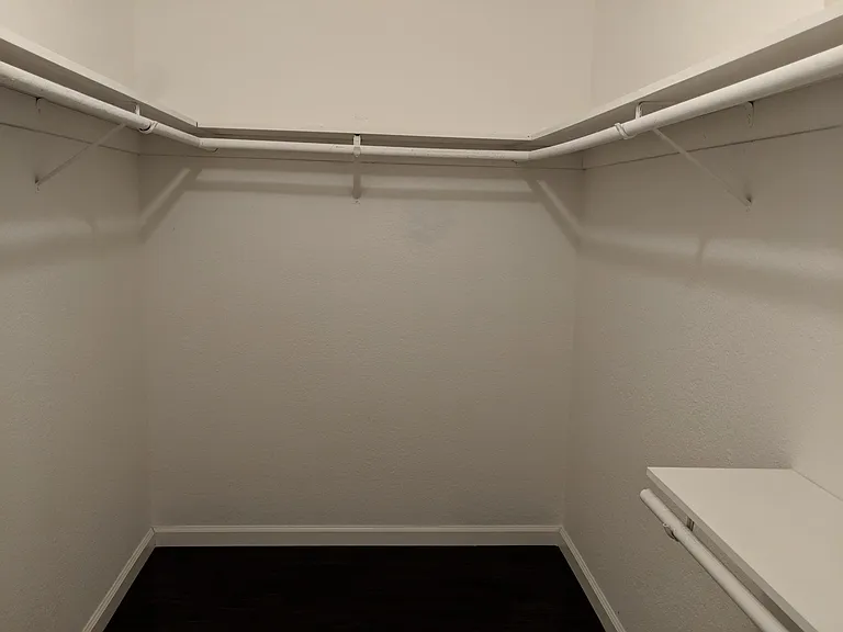 Large walk in closet in master bed