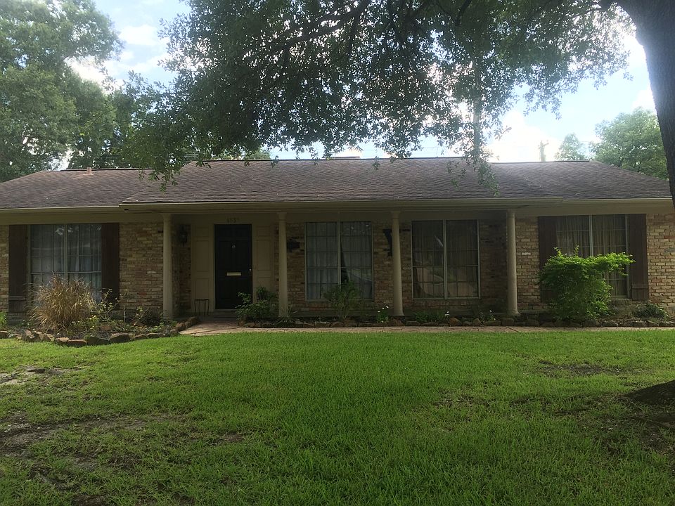 1st image of 4835 Regina Ln