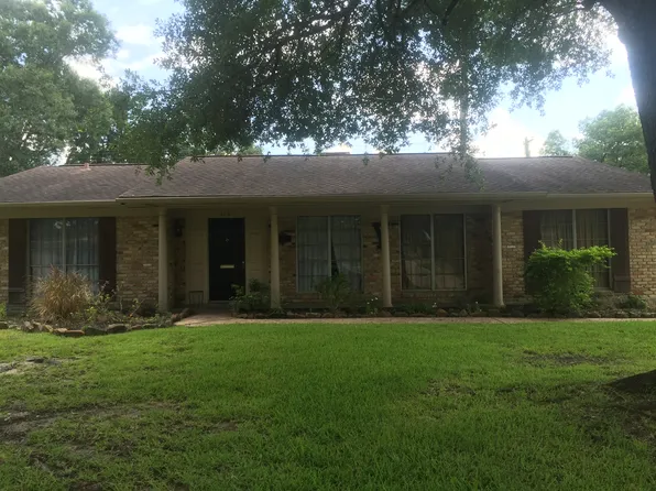 4835 Regina Ln, Beaumont, TX 77706