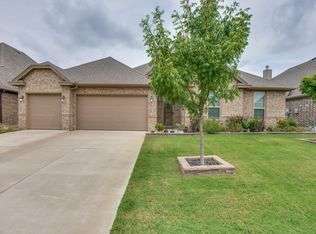 328 Canadian Ln, Burleson, TX 76028