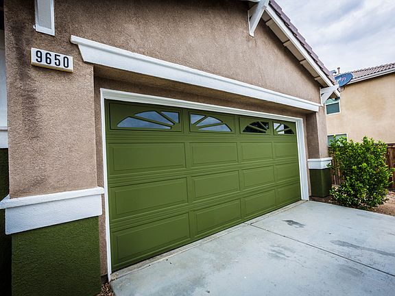 3rd image of 9650 Tanzanite Ave
