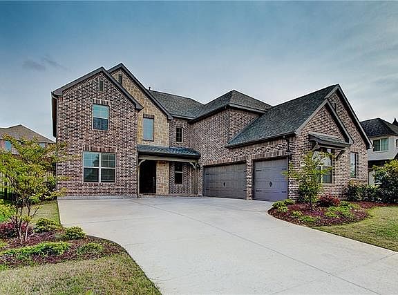 3rd image of 1524 Liberty Way Trl