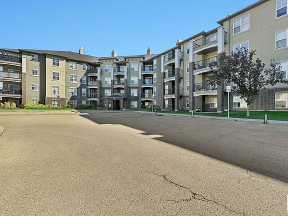 3rd image of 630 McAllister Loop SW #107
