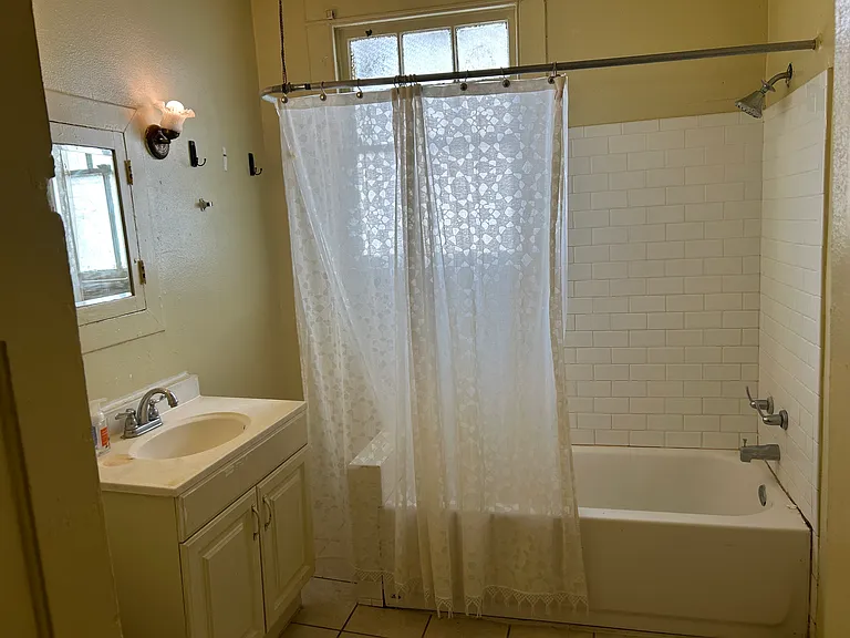 2133 Broadway St #2133 — Photo 4
