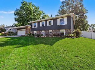 8227 76th St S, Cottage Grove, MN 55016
