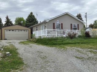 9827 N Lincoln Rd, Syracuse, IN 46567