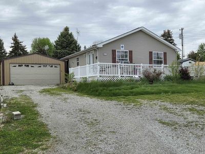 9827 N Lincoln Rd, Syracuse, IN, 46567