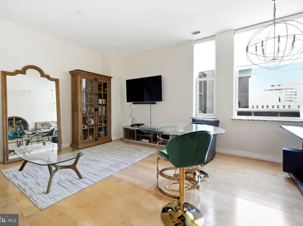 1600 Arch St APT 1905, Philadelphia, PA 19103