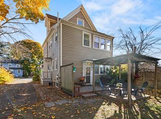 8/10 Devonshire St, Portland, ME 04103
