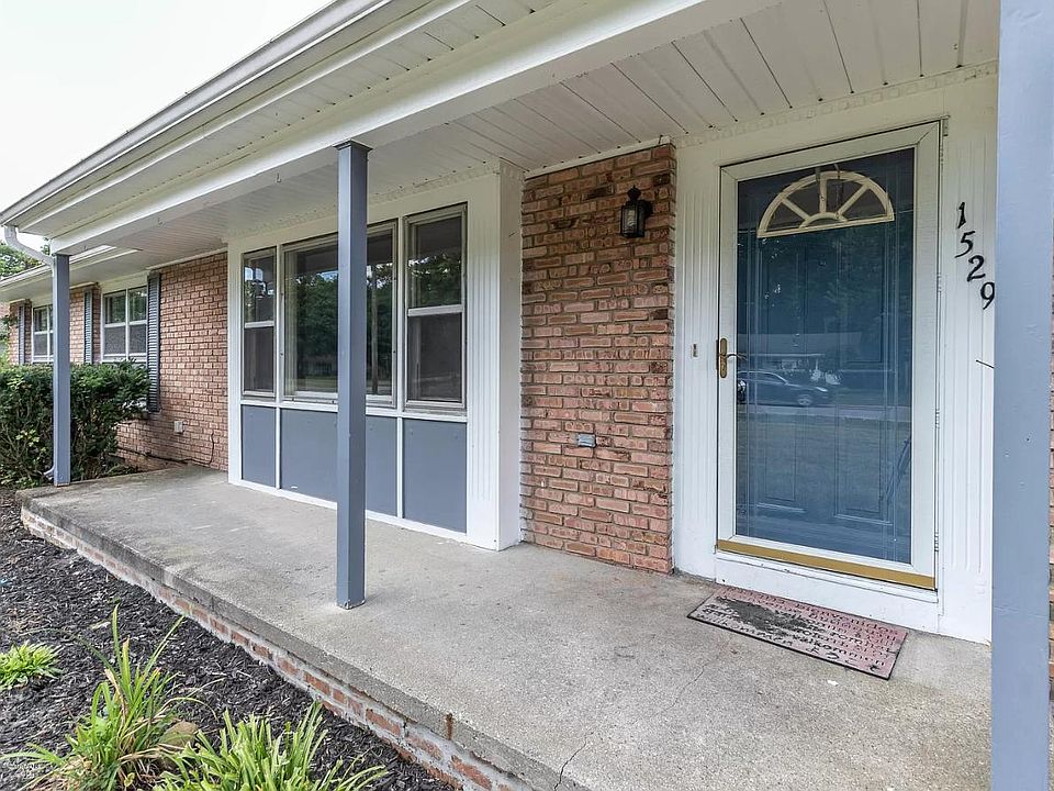 1st image of 1529 Birchwood Dr