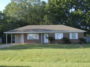 402 W Broadway St, Summerdale, AL 36580
