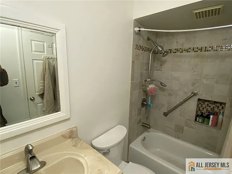 144 Beverly Hill Ter #B — Photo 26