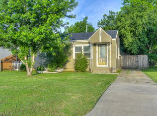 1040 S Miles Ave, El Reno, OK 73036