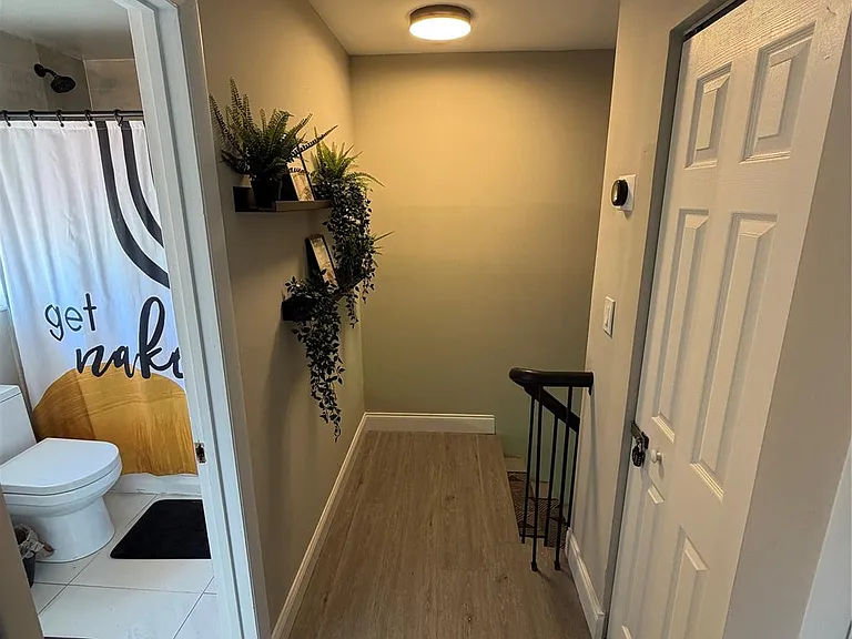 608 NE 29th Dr #1 — Photo 15