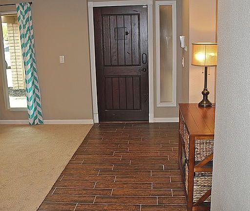 3rd image of 2241 E Lincoln Dr
