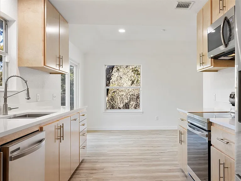 85 Ridgewood Cir — Photo 4