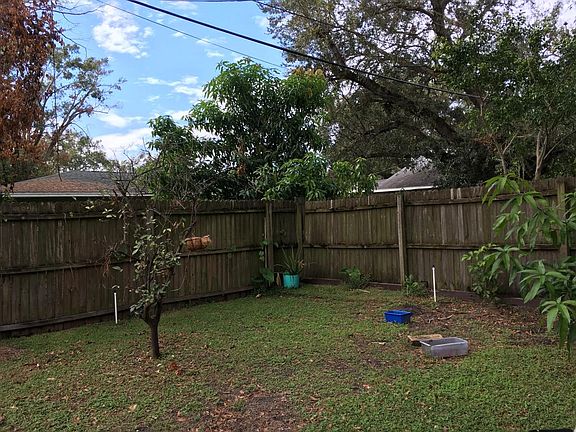 3rd image of 1312 N Saturn Ave