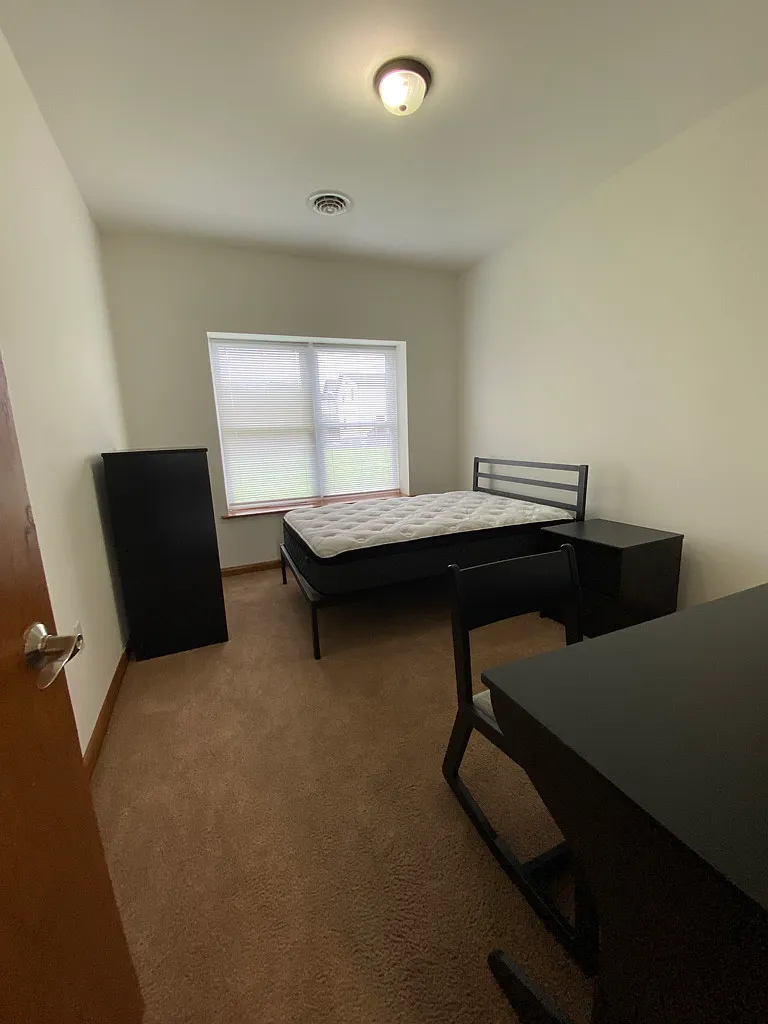 941 West 3rd Street - Unit 7 - 1 — Photo 4