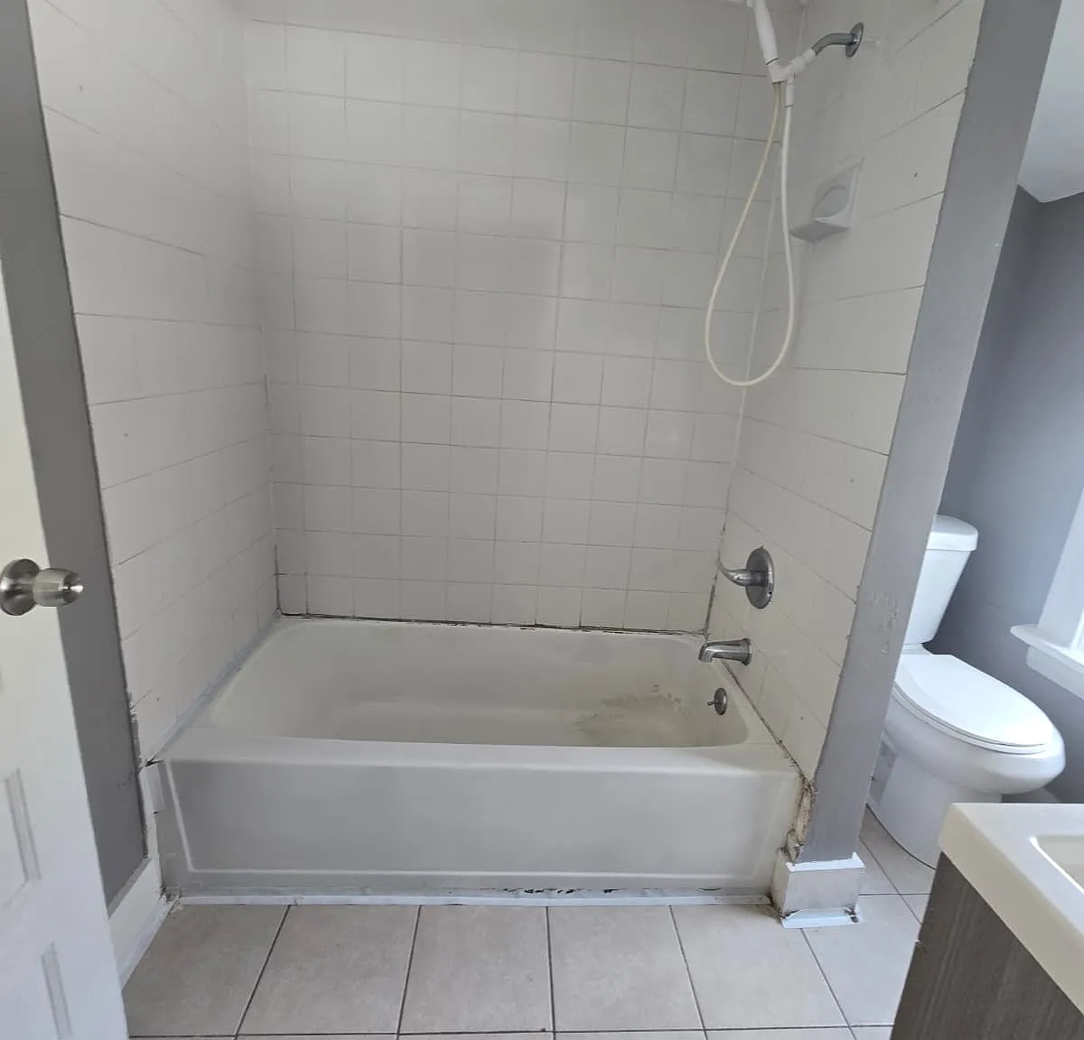 2 bed, $1,900 — Photo 4