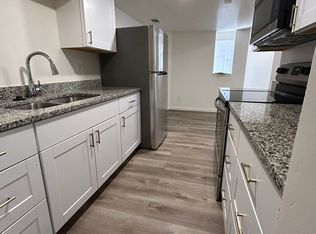 211 & 219 Candelaria Rd NW #C, Albuquerque, NM 87107