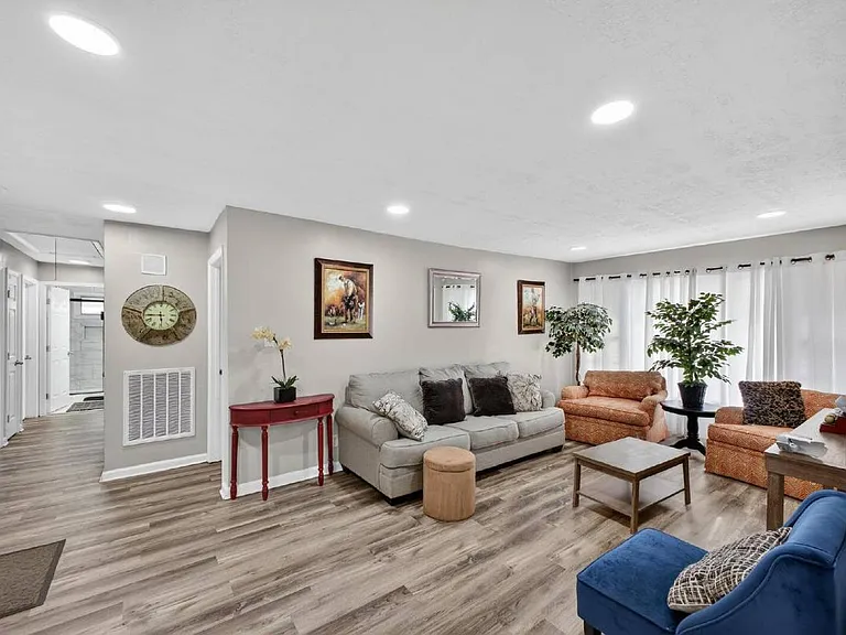 755 Teague St NW — Photo 3