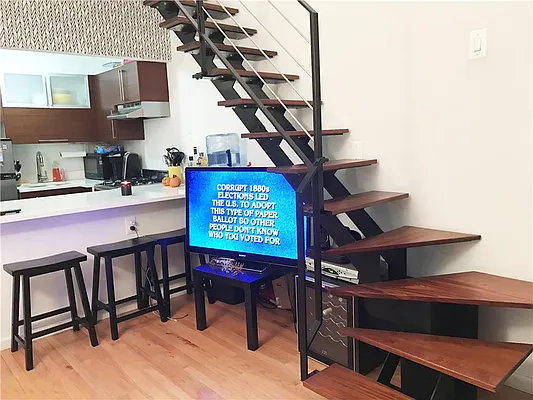 Rented by R New York | media 1