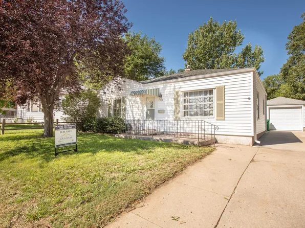 1308 W Circle Dr, McCook, NE 69001