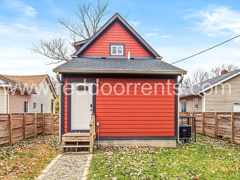 1619 N Tacoma Ave — Photo 25