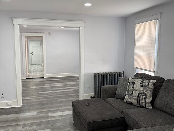 3rd image of 11.5 Mather St #1