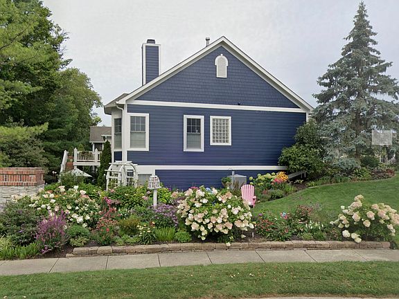 2nd image of 10655 Sunset Point Ln