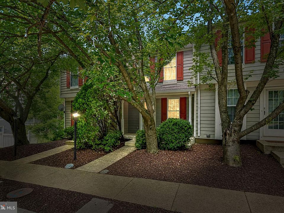 1st image of 11908 Fieldthorn Ct