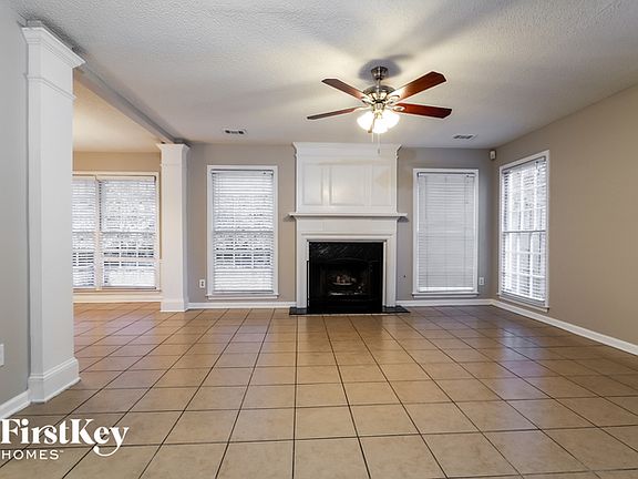 3rd image of 2730 Binghampton Ln