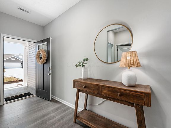 5th image of 261 Mannaseh Dr W