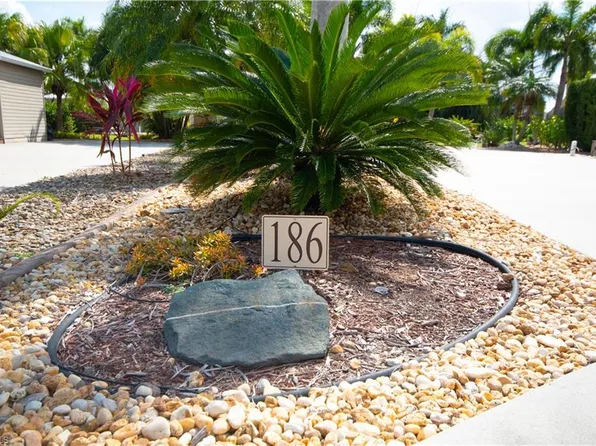 10216 Yellowtop TRL, FORT MYERS, FL 33905
