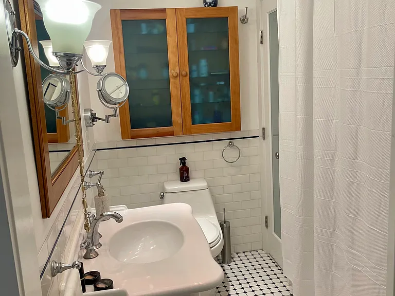 306 Piermont Ave — Photo 9