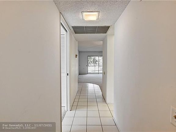 4th image of 2701 Nassau Bnd APT A2